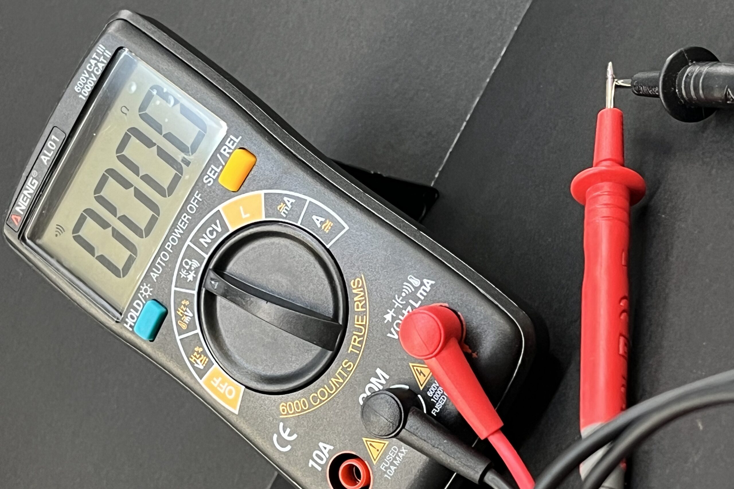 DIGITAL MULTIMETER 6000 COUNTS