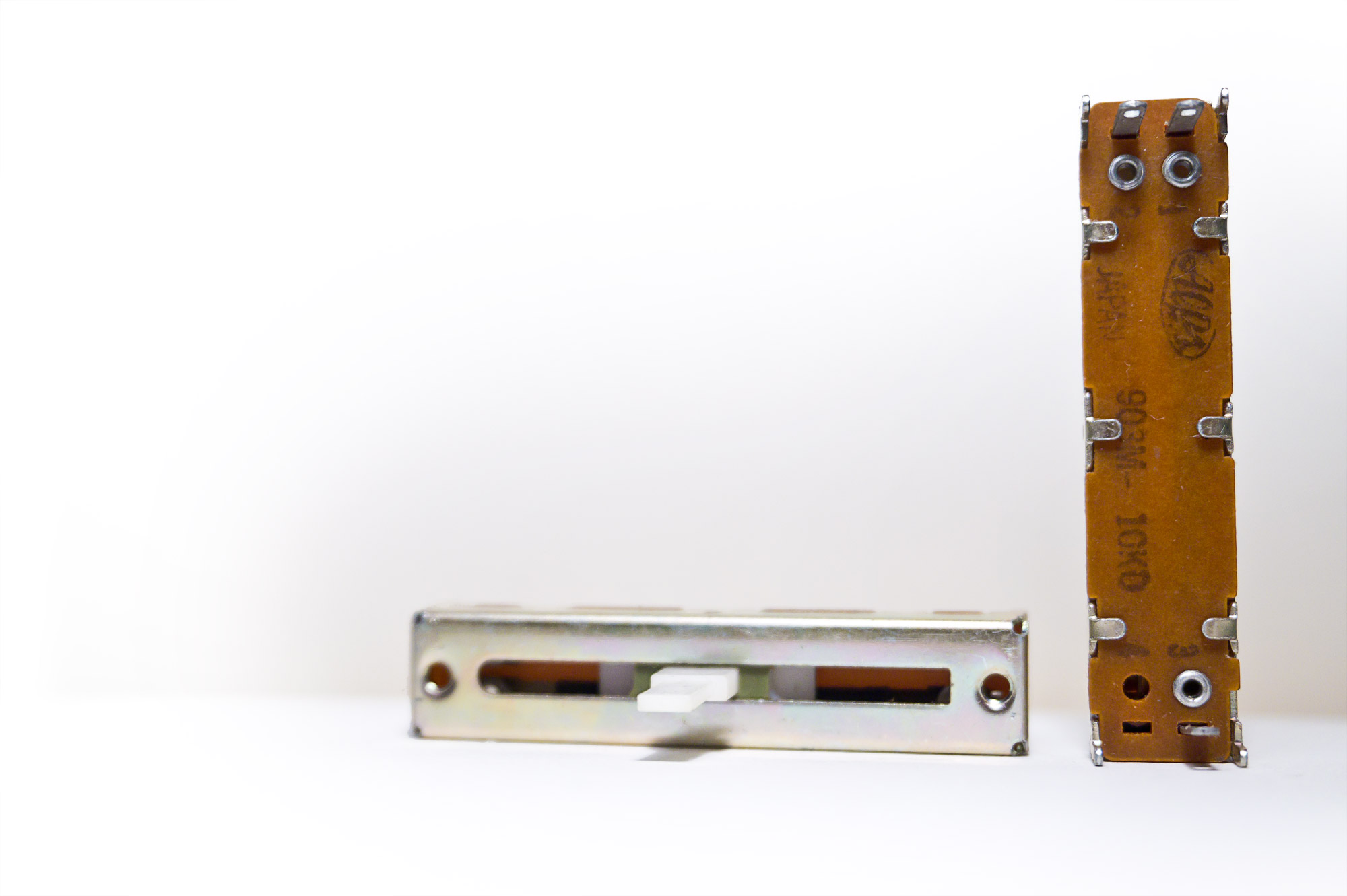 10 KΩ D x 1 logaritmisch – Alps