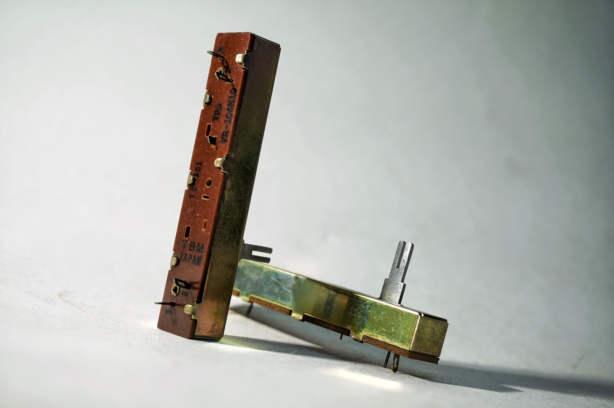 10 KΩ A x 1 logaritmisch – TBM
