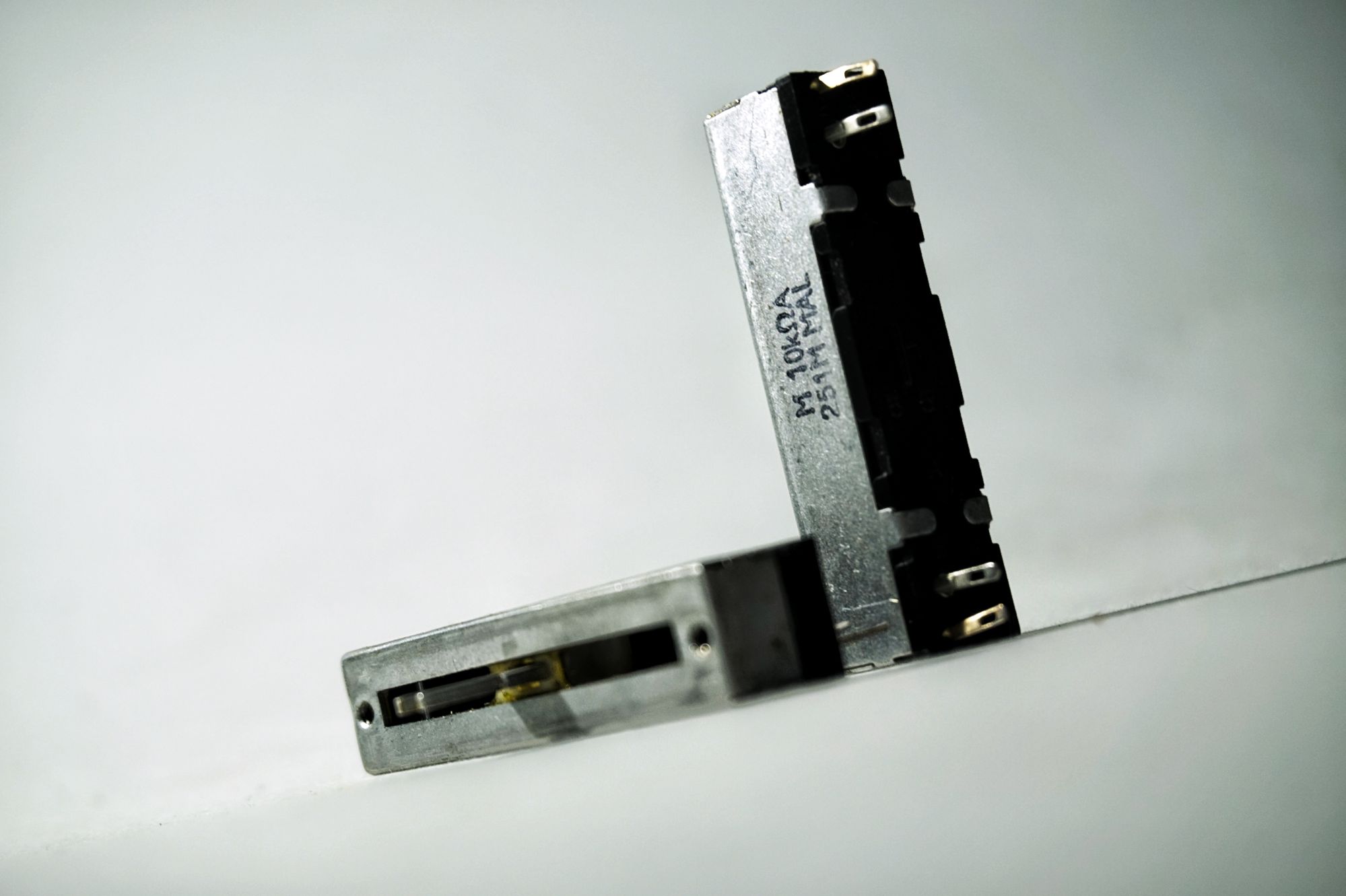 10 KΩ A x 1 logaritmisch – Mallory