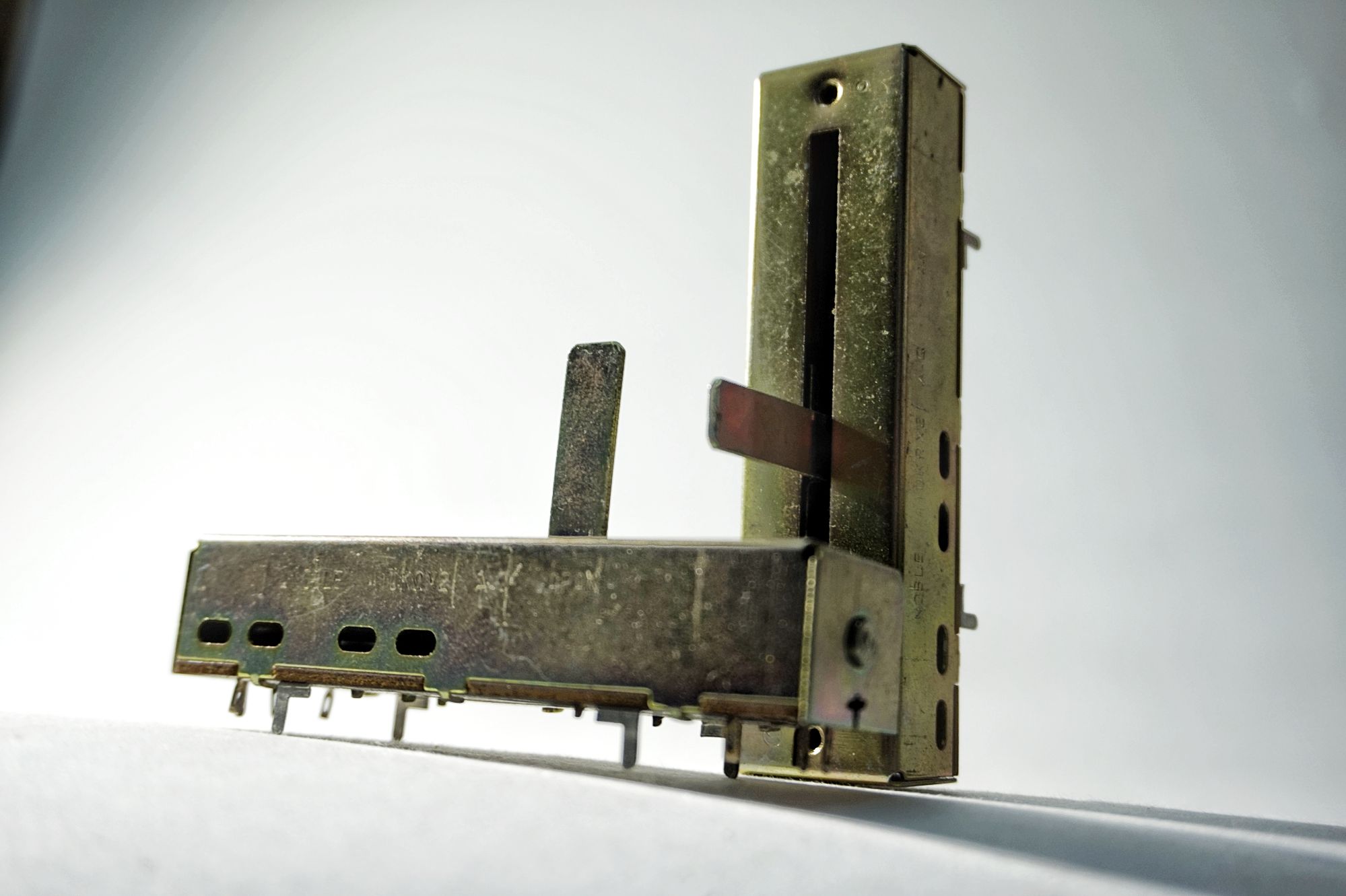 10 KΩ A x 2 logaritmisch – Noble