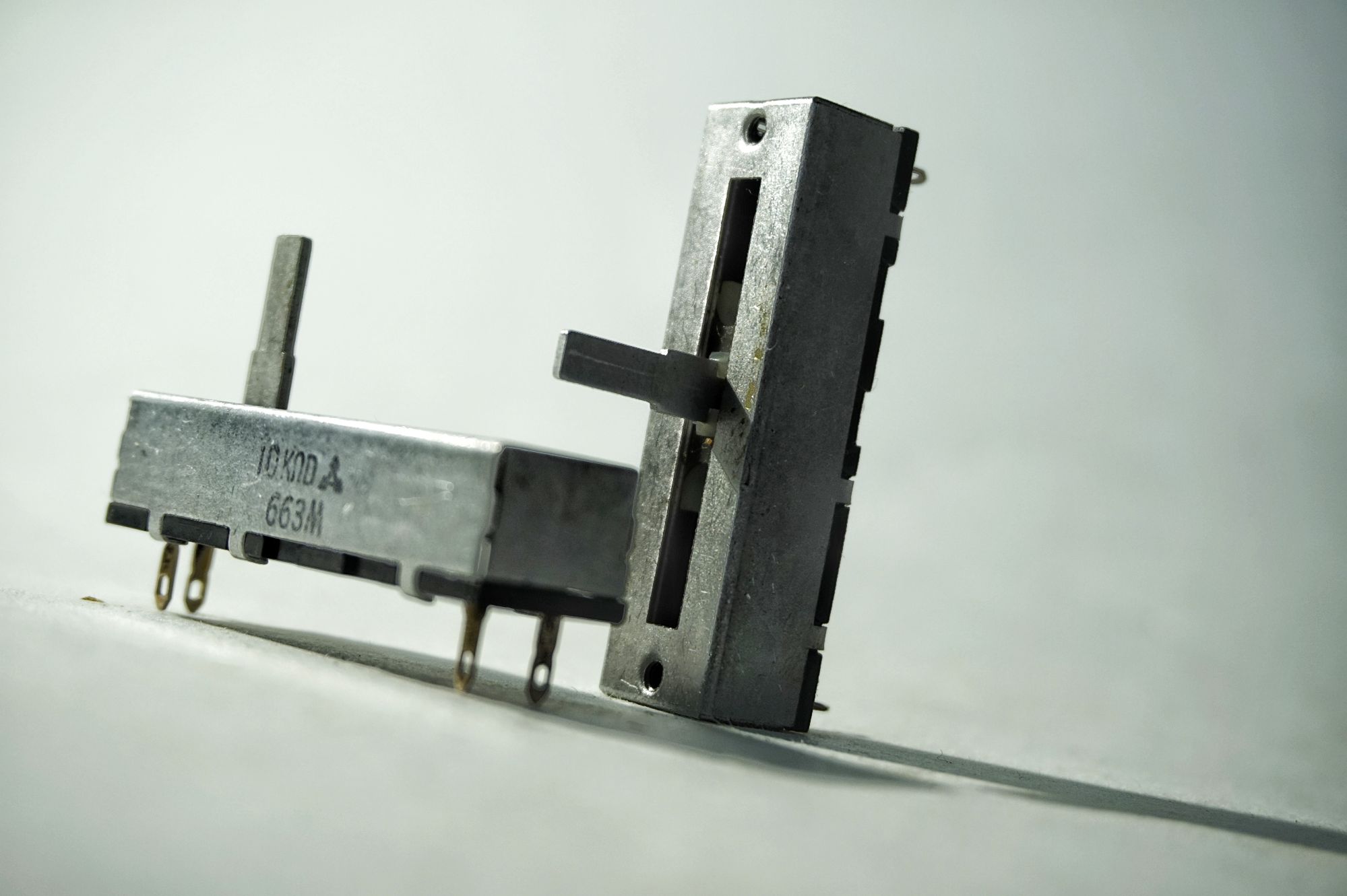 10 KΩ D x 1 logaritmisch – Matsushita