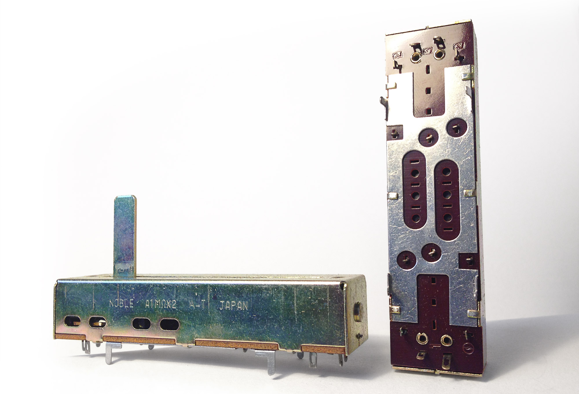 1 MΩ A x 2 logaritmisch – Noble
