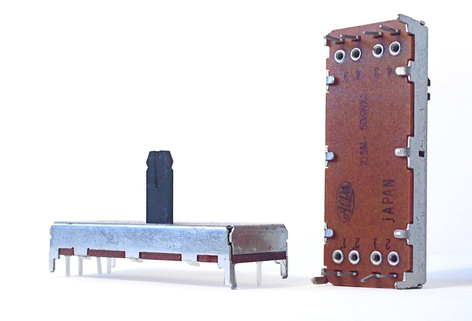 50 KΩ B x 2 lineair – Alps