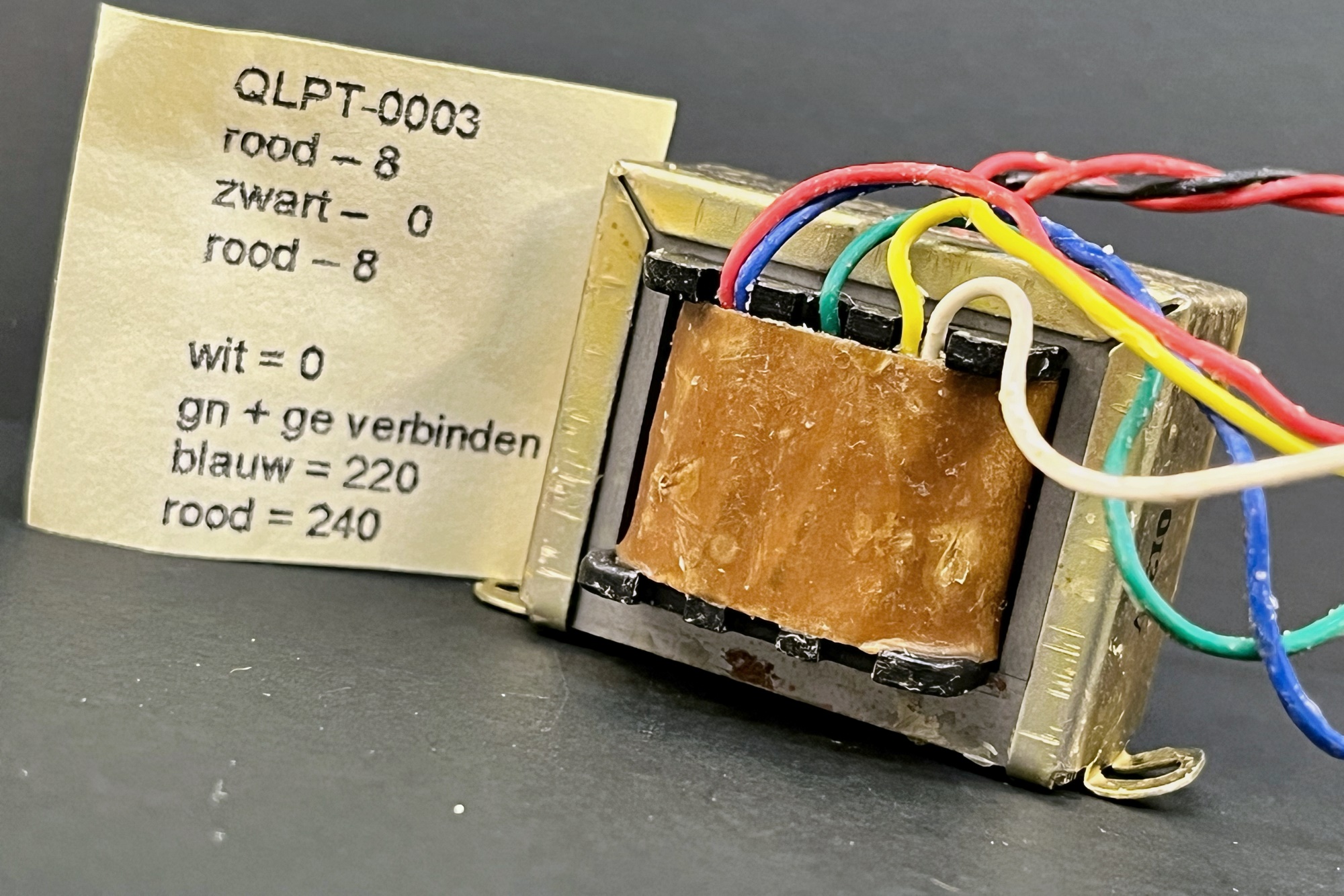 8-0-8 Vac 0.5 A